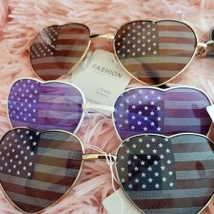 Heart shaped patriotic sunglasses 🕶 new